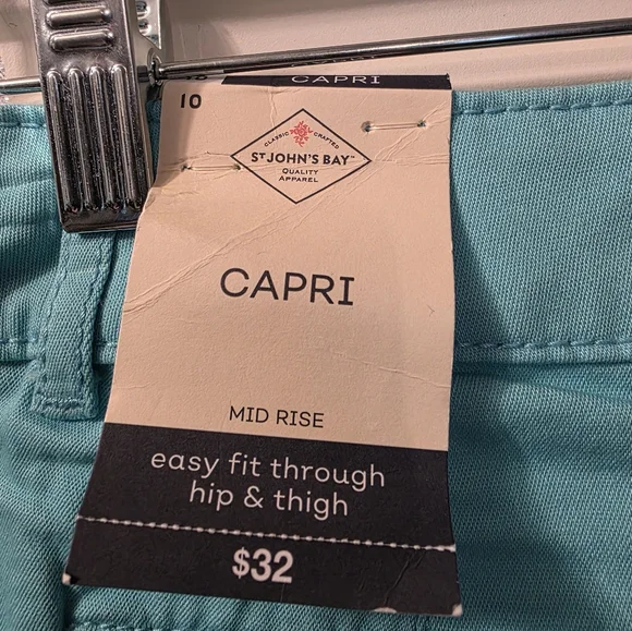 St Johns Bay Mid Rise Capri Pants - Blue Size 10 - Picture 3 of 3